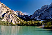 Parco Naturale Fanes-Senes-Braies. La traversata da San Vigilio di Marebbe al lago di Braies, 
Il lago di Braies (1494 m).